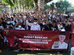 sahabat-ganjar-membagikan-ratusan-paket-sembako.jpg