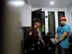 saipul-jamil-olah-tkp-kediaman_20160219_003802.jpg