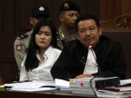 saksi-ahli-forensik-di-sidang-lanjutan-jessica_20160803_213652.jpg