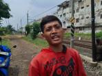 Sebelum Ditabrak Kereta Jarak Jauh, KRL Berhenti Darurat Usai Lihat Kerumunan Warga di Perlintasan