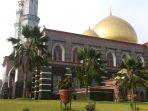 salah-satu-bagian-dari-masjid-dian-al-mahri.jpg