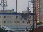 salah-satu-gedung-di-kota-krasnodar-yang-dihantam-drone-bunuh-diri-ukraina.jpg