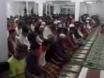 salat-berjamaah_20160328_224511.jpg