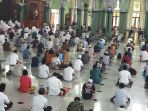 salat-jumat-perdana-di-masjid-al-azhom-tangerang_20200612_142600.jpg