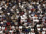 salat-tarawih-1445-h-di-masjid-istiqlal_20240312_060445.jpg