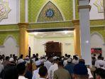 salat-tarawih-di-masjid-darul-arqam.jpg