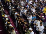 salat-tarawih-perdana-di-masjid-raya-bandung_20240312_062633.jpg
