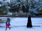 salju-turun-di-iraq.jpg