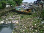 sampah-di-sungai-musi_20150715_201631.jpg