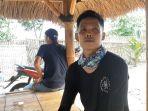 samsul-warga-pringga-rata-lombok-tengah-ntb-yang-bekerja-di-sirkuit-mandalika.jpg