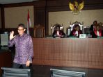 sandiaga-uno-dan-agelina-sondakh-bersaksi-di-tipikor_20170830_153518.jpg