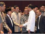 sandiaga-uno-dan-jokowi.jpg