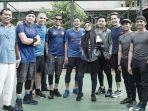 sandiaga-uno-olahraga-dan-diskusi-bareng-sederet-artis.jpg