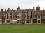 sandringham-estate-norfolk-inggris.jpg