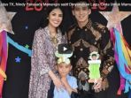 sang-anak-lulus-tk-nindy-parasady-menangis-saat-dinyanyikan-lagu-cinta-untuk-mama_20180611_142450.jpg