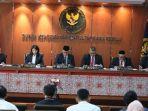 sanksi-tersebut-dijatuhkan-dalam-sidang-dengan-agenda-pembacaan-18-putusa.jpg