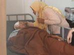 sarmida-seorang-ibu-yang-kena-bacok-anaknya-sendiri-karena-harta-warisan.jpg
