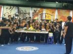 sasana-wushu-rajawali-sakti-syukuran-usai-sukses-di-malaysia-open-dan-kejuaraan-nasional-2018_20180812_230716.jpg