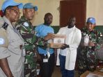satgas-kizi-tni-konga-xx-nmonusco-bantu-alat-kesehatan-rs-dungu_20171013_155958.jpg