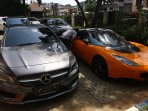 satlantas-polres-jakarta-utara-amankan-mobil-mewah-bodong_20150528_202342.jpg