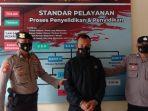 satpam-beli-hp-pakai-upal.jpg