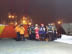 satu-kantung-jenazah-berisi-tubuh-korban-pesawat-lion-air-pk-lqp_20181107_202526.jpg