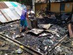 satu-kios-ludes-terbakar.jpg