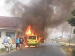 satu-mobil-angkutan-umum-bernopol-g-1132-gg-trayek-bumiayu-bantarkawung-t_20180823_123417.jpg