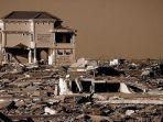 satu-satunya-rumah-yang-tersisa-di-desa-lambung77.jpg