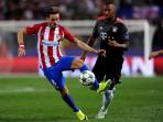 saul-niguez-kontrolboladiliatinlawan_20161028_221956.jpg