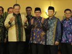 sby-bertemu-sohibul-iman_20180731_003010.jpg