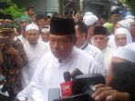 sby-menjawab-pertanyaan-awak-media-seputar-kunju_20170210_141559.jpg