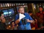 sby-nyanyi-lagu-romantis_20160310_172333.jpg