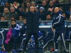 schalke-boss-roberto-di-matteo_20150219_085054.jpg