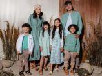Fashion Muslim Baby Blue, White dan Terracotta Obati Kerinduan Kumpul Keluarga Saat Lebaran
