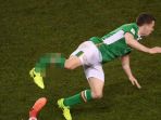 seamus-coleman-saatpatahkakiii_20170327_211727.jpg