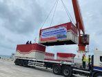 sebanyak-10-kontainer-berisi-200-ton-didistribusikan-melalui-tol-laut.jpg