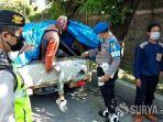 sebuah-mobil-isuzu-panther-putih-bernopol-n-8494-ti-yang.jpg