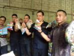 sebuah-pabrik-bakso-yang-diduga-menggunakan-bahan-berbahaya-digerebek_20160617_160835.jpg