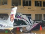 sebuah-pesawat-latih-mengalami-kecelakaan-di-area-bandara-tunggul-wulung-cilacap_20180320_214458.jpg