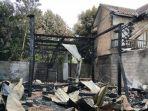 sebuah-rumah-di-beran-kidul-tridadi-sleman-terbakar.jpg