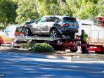 sebuah-truk-derek-menderek-mobil-yang-dikendarai-pegolf-tiger-woods-di-rancho-palos-verdes.jpg