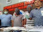 sedang-transaksi-di-tepi-jalan-pria-dari-malang-keburu-dibekuk-polisi-temukan-10-ribu-pil-koplo.jpg