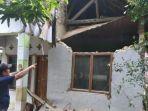 sejumlah-rumah-di-banten-ambruk-akibat-gempa-67-m-di-selatan-banten-2.jpg