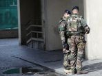 sejumlah-tentara-di-perancis-diseruduk-mobil-bmw_20170809_210035.jpg