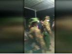 sejumlah-tentara-menjemput-paksa-anggota-parlemen-myanmarkj.jpg