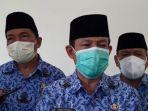 sekda-demak-singgih-setyono-saat-konfrensi-pers-terkait-meninggalnya-suntari.jpg