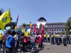 sekitar-seratusan-mahasiswa_20180817_051154.jpg