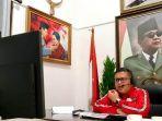 sekjen-pdi-perjuangan-hasto-kristiyanto-dalam-diskusi-daring-taru.jpg