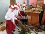sekolah-ambruk_20150413_143936.jpg